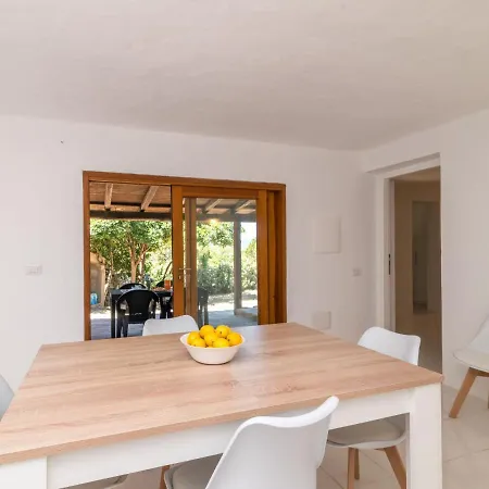 Apartment Mizanu By Interhome Arzachena